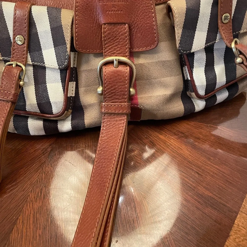 Luxury Authentic Burberry Prorsum Margaret House CindaPockets